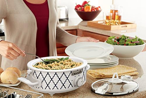 Crock-Pot 2.5 Quart Compact Casserole Slow Cooker v5020